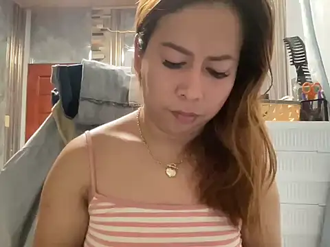 UrLove Marga online show from June 2026 10:25:02 PM