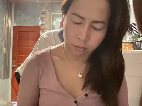 UrLove Marga online show from June 2026 11:37:02 PM
