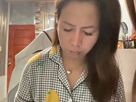 UrLove Marga online show from June 2026 10:07:01 PM