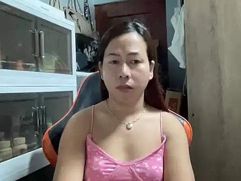 UrLove Marga online show from October 2025 10:34:01 PM
