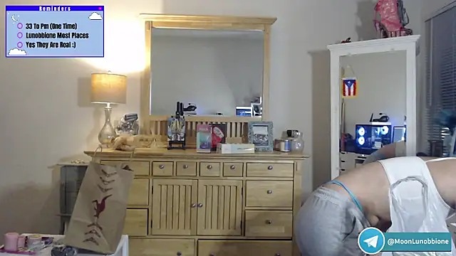 Snapshot of Lunobbione chatting on March 2026 12:10:02 AM Lunobbione online show from March 2026 12:10:02 AM