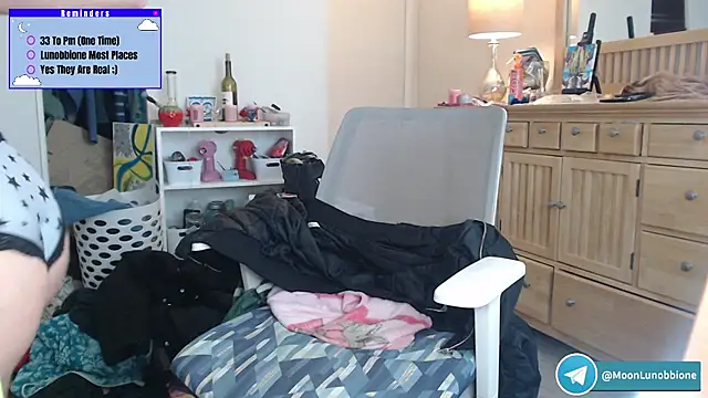 Snapshot of Lunobbione chatting on February 2026 08:08:02 PM Lunobbione online show from February 2026 08:08:02 PM