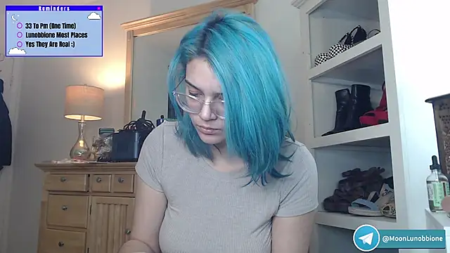 Lunobbione online show from March 2026 07:48:01 PM