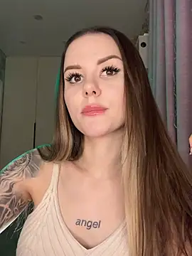 Alina Vibe Me online show from February 2026 11:48:01 PM