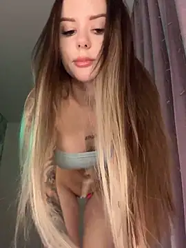 Alina Vibe Me online show from February 2026 12:32:02 AM