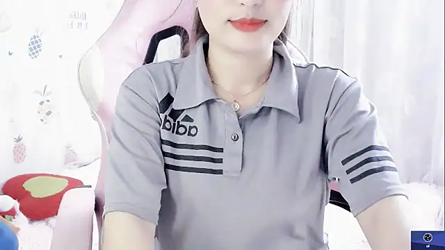 Snapshot of -R-Mai- chatting on December 2024 02:09:02 PM -R-Mai- online show from December 2024 02:09:02 PM