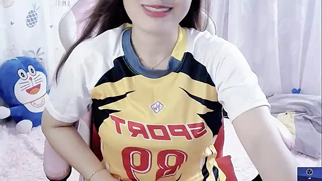 Snapshot of -R-Mai- chatting on December 2024 05:32:02 AM -R-Mai- online show from December 2024 05:32:02 AM