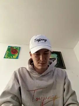 Toyjungee online show from November 2025 01:21:02 PM