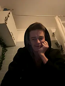 Toyjungee online show from October 2025 07:15:02 PM