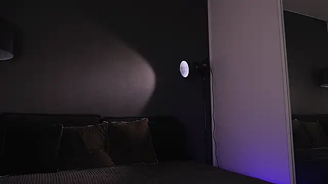  iammary online show from February 2026 04:05:02 PM