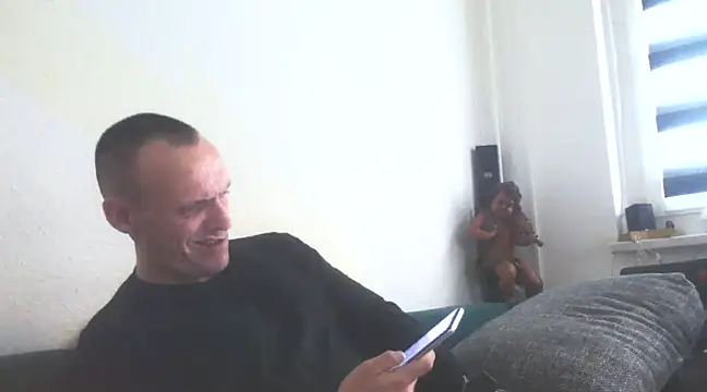 Snapshot of Penispumper81 chatting on March 2025 04:13:02 PM Penispumper81 online show from March 2025 04:13:02 PM