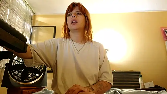 Carlafoxxx online show from February 2026 01:11:01 PM