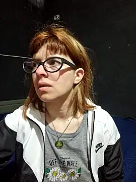 Carlafoxxx online show from September 2025 01:28:02 PM