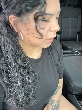 kimmiakiss22 online show from April 2026 07:58:02 PM