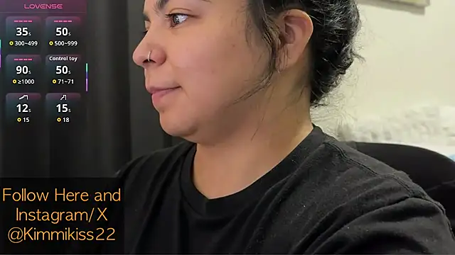 kimmiakiss22 online show from October 2025 12:44:02 AM