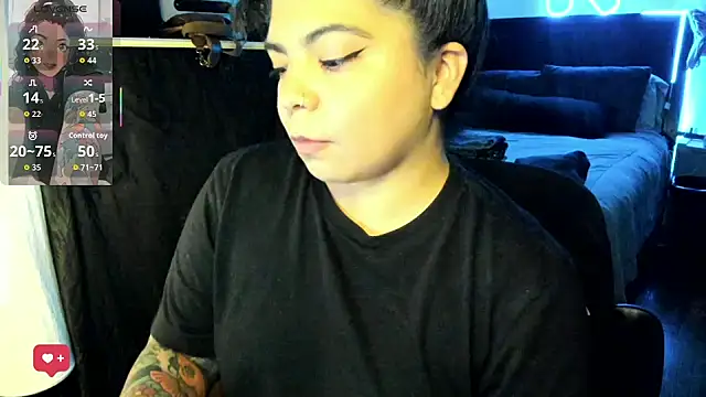 kimmiakiss22 online show from April 2026 11:55:02 PM