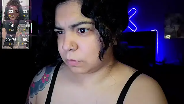 kimmiakiss22 online show from May 2026 02:22:02 AM