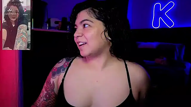 kimmiakiss22 online show from May 2026 12:15:02 AM