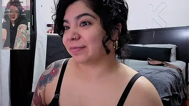 kimmiakiss22 online show from May 2026 03:17:02 AM