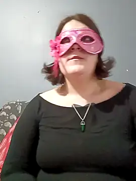 Lolabeluccia xh  online show from February 2026 09:38:01 AM