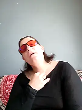 Snapshot of Lolabeluccia_xh_ chatting on March 2026 07:41:02 AM Lolabeluccia xh online show from March 2026 07:41:02 AM