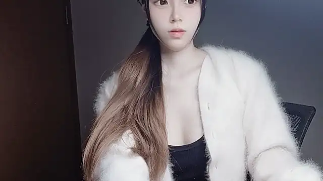 VaerySaenz online show from November 2025 01:33:02 PM