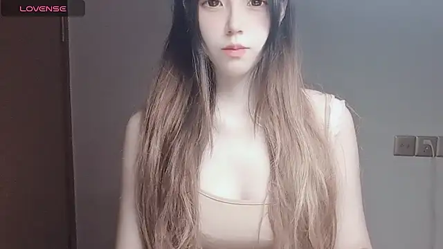 VaerySaenz online show from November 2025 07:45:01 AM