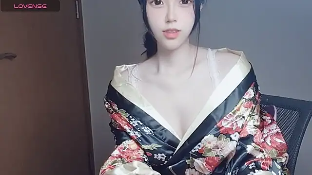 VaerySaenz online show from November 2025 03:39:02 AM