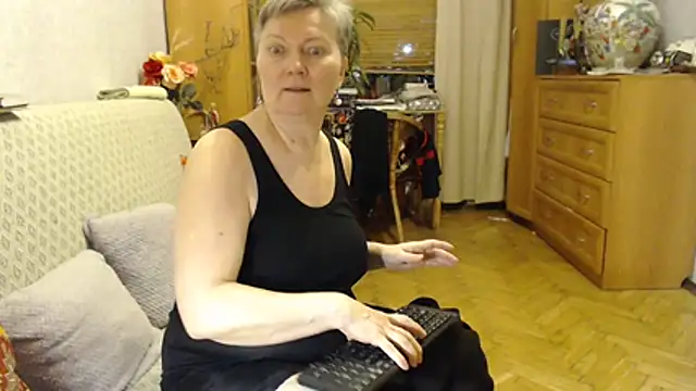 zarinafonliberman online show from March 2026 04:32:02 PM