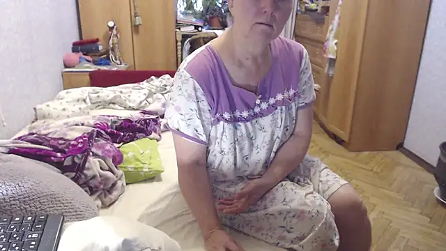 Snapshot of zarinafonliberman chatting on October 2025 05:49:01 AM zarinafonliberman online show from October 2025 05:49:01 AM