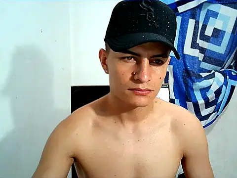 Snapshot of SHAT_SEX chatting on November 2025 02:39:01 PM SHAT SEX online show from November 2025 02:39:01 PM