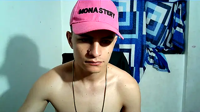 Snapshot of SHAT_SEX chatting on November 2025 04:46:01 PM SHAT SEX online show from November 2025 04:46:01 PM