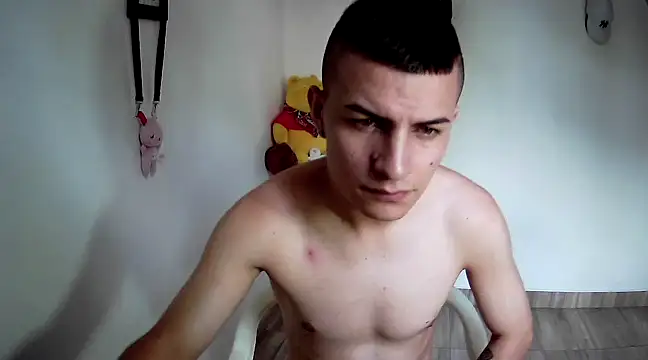 Snapshot of SHAT_SEX chatting on January 2025 03:42:01 PM SHAT SEX online show from January 2025 03:42:01 PM