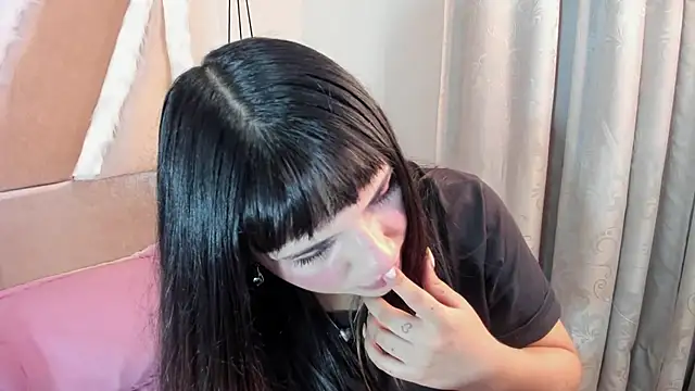 xhinata hyugax online show from October 2025 11:35:01 PM