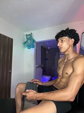 Snapshot of mike_casseano chatting on September 2025 12:38:02 AM mike casseano online show from September 2025 12:38:02 AM