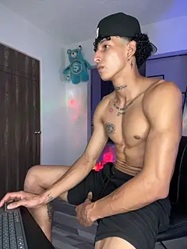 Snapshot of mike_casseano chatting on October 2025 09:49:01 PM mike casseano online show from October 2025 09:49:01 PM