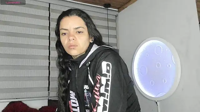 natasha logan  online show from June 2026 04:18:02 AM