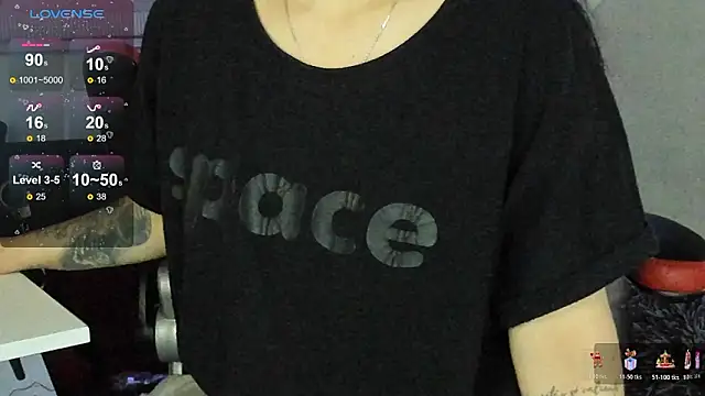 natasha logan  online show from February 2026 04:01:01 AM