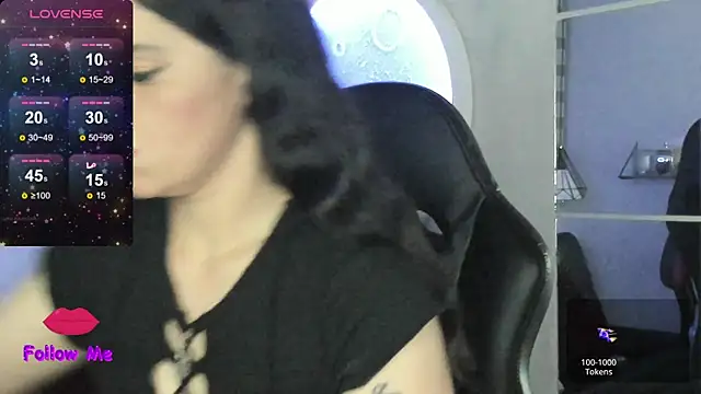 natasha logan  online show from October 2025 04:02:01 AM