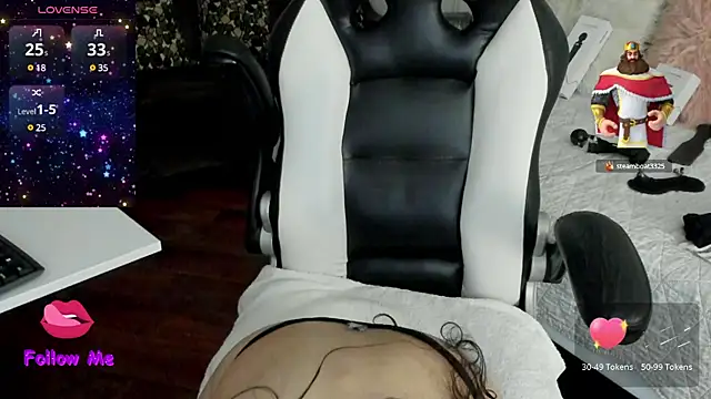 natasha logan  online show from February 2025 07:05:01 AM