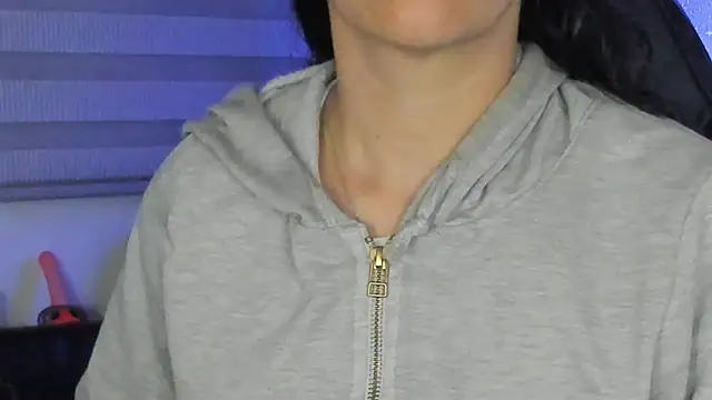 natasha logan  online show from December 2025 04:07:01 AM