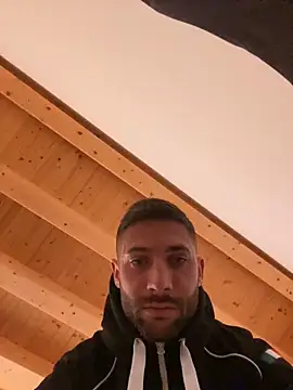 Snapshot of Fellix chatting on October 2025 11:44:02 AM Fellix online show from October 2025 11:44:02 AM