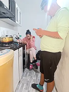 catire2323 online show from November 2025 08:02:01 PM