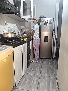 catire2323 online show from February 2026 02:53:01 AM