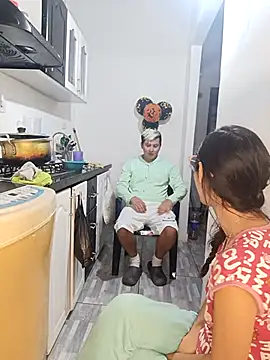 catire2323 online show from November 2025 02:50:02 AM