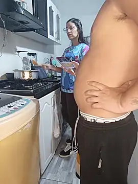 catire2323 online show from March 2026 12:18:01 AM