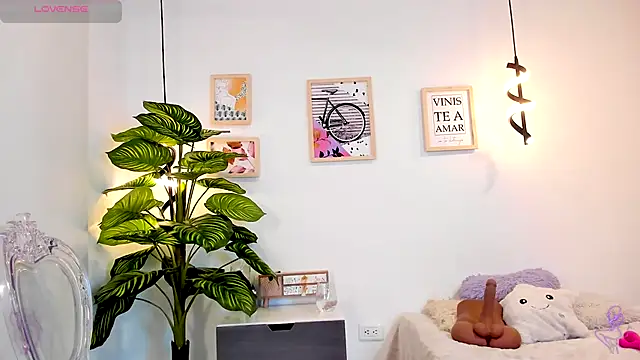 Rachel  Lang online show from November 2025 03:49:02 PM