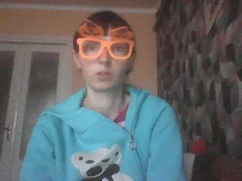 Snapshot of TayanaJons chatting on October 2025 08:13:02 AM TayanaJons online show from October 2025 08:13:02 AM