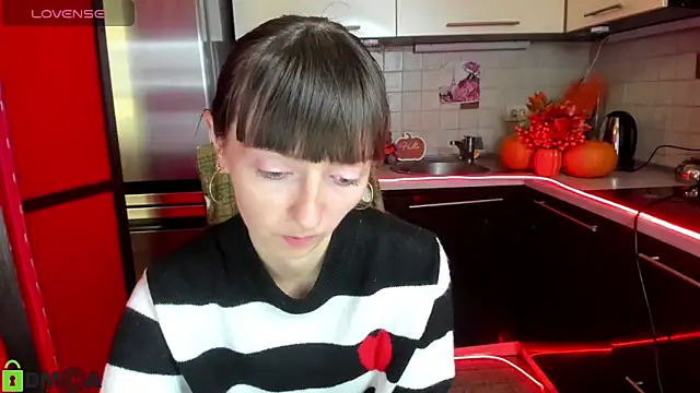 TayanaJons online show from October 2025 06:59:02 AM