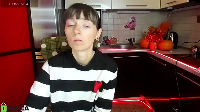 TayanaJons online show from October 2025 07:01:02 AM
